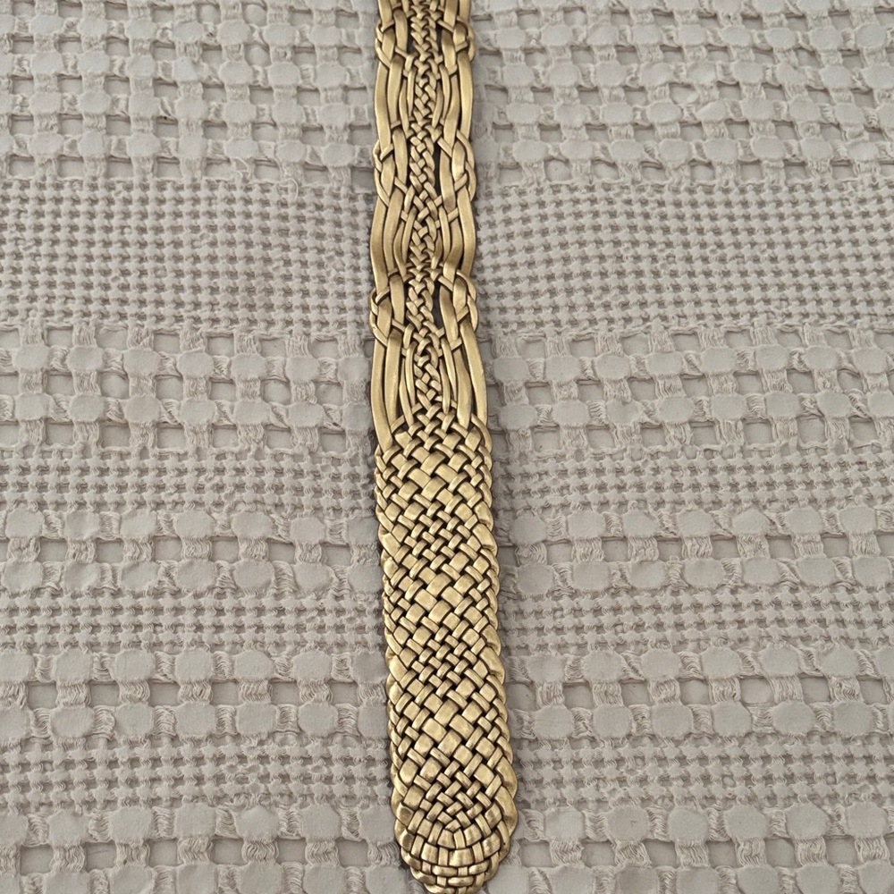 NWT Nine West Gold Tone Metallic Woven Belt with Decorative Buckle Size L/XL - Picture 9 of 16